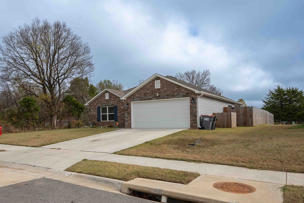 1134 Jennifer Ann Lane