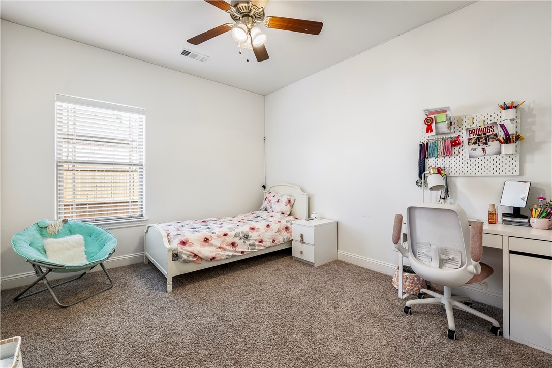 5700 W Lakewood Drive