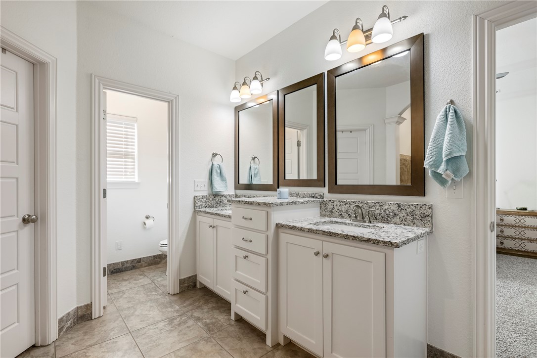 5700 W Lakewood Drive