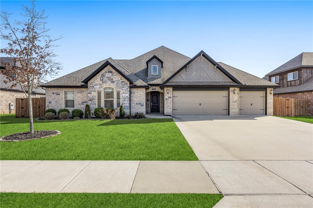 5700 W Lakewood Drive