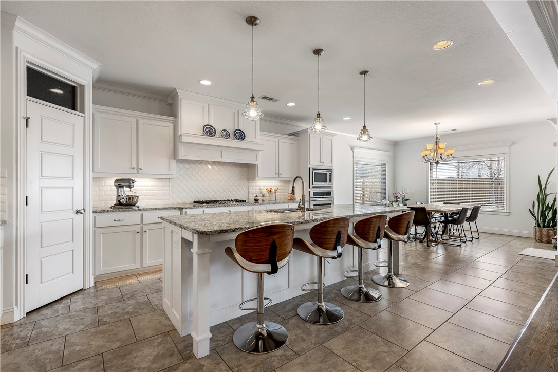 5700 W Lakewood Drive