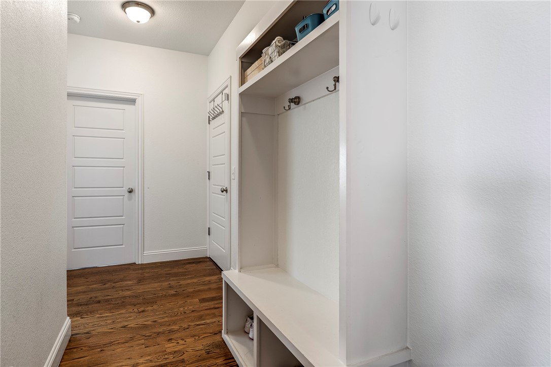 5700 W Lakewood Drive