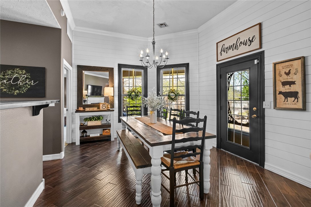 330 Red Maple Avenue