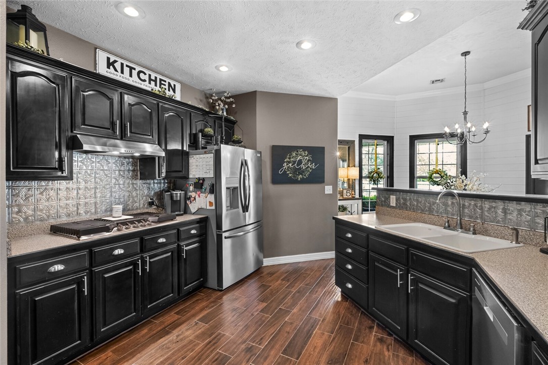 330 Red Maple Avenue