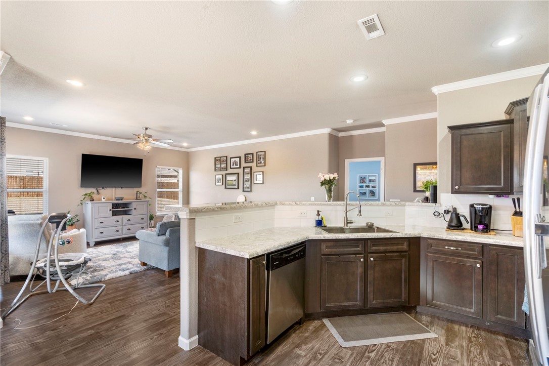 2600 Whispering Woods Court