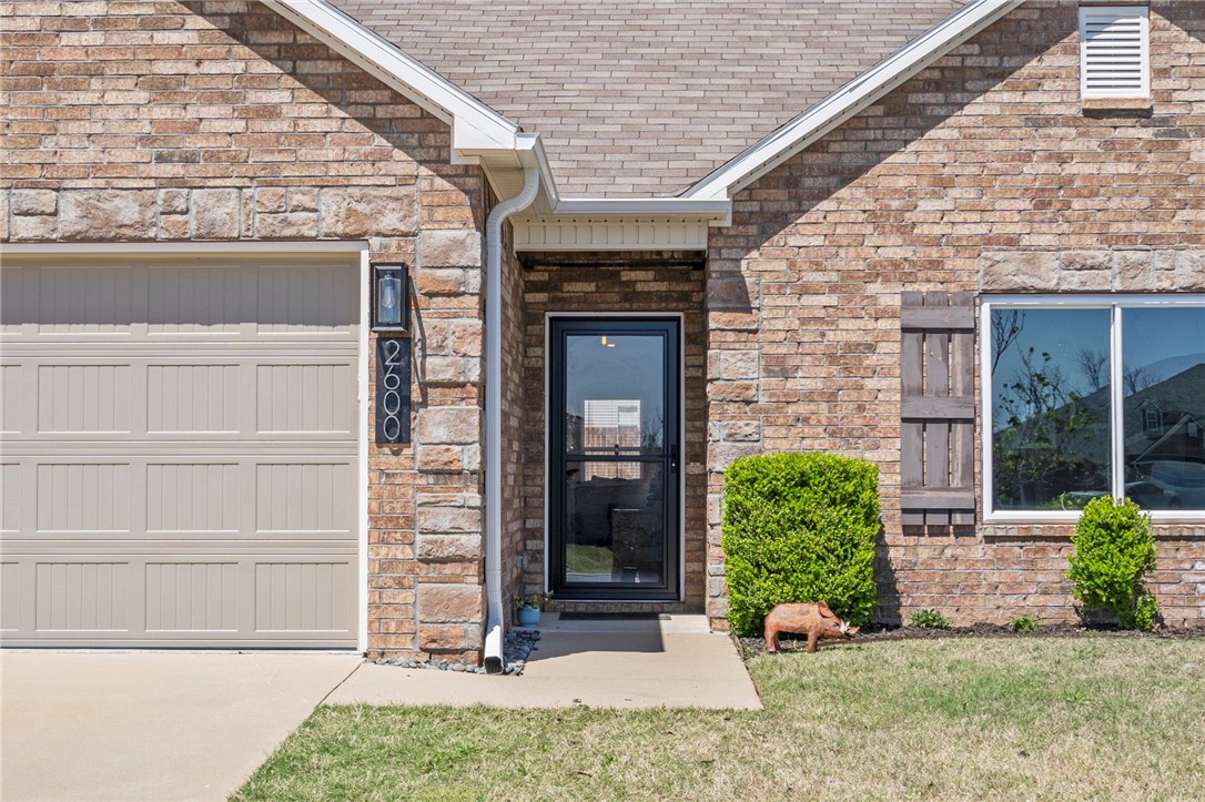 2600 Whispering Woods Court