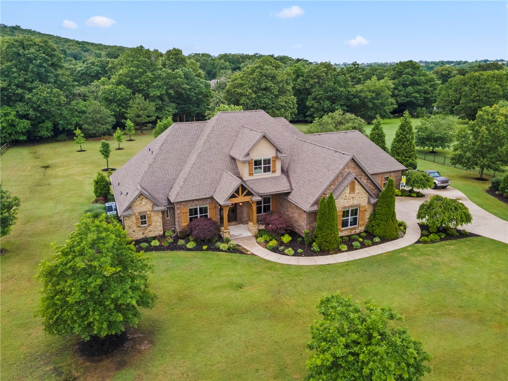 3997 N Bridlewood Drive