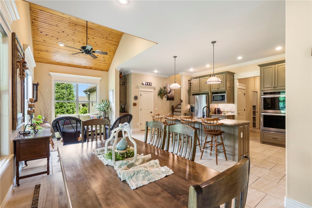 3997 N Bridlewood Drive