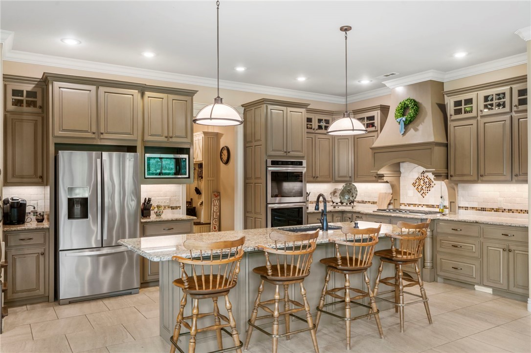 3997 N Bridlewood Drive