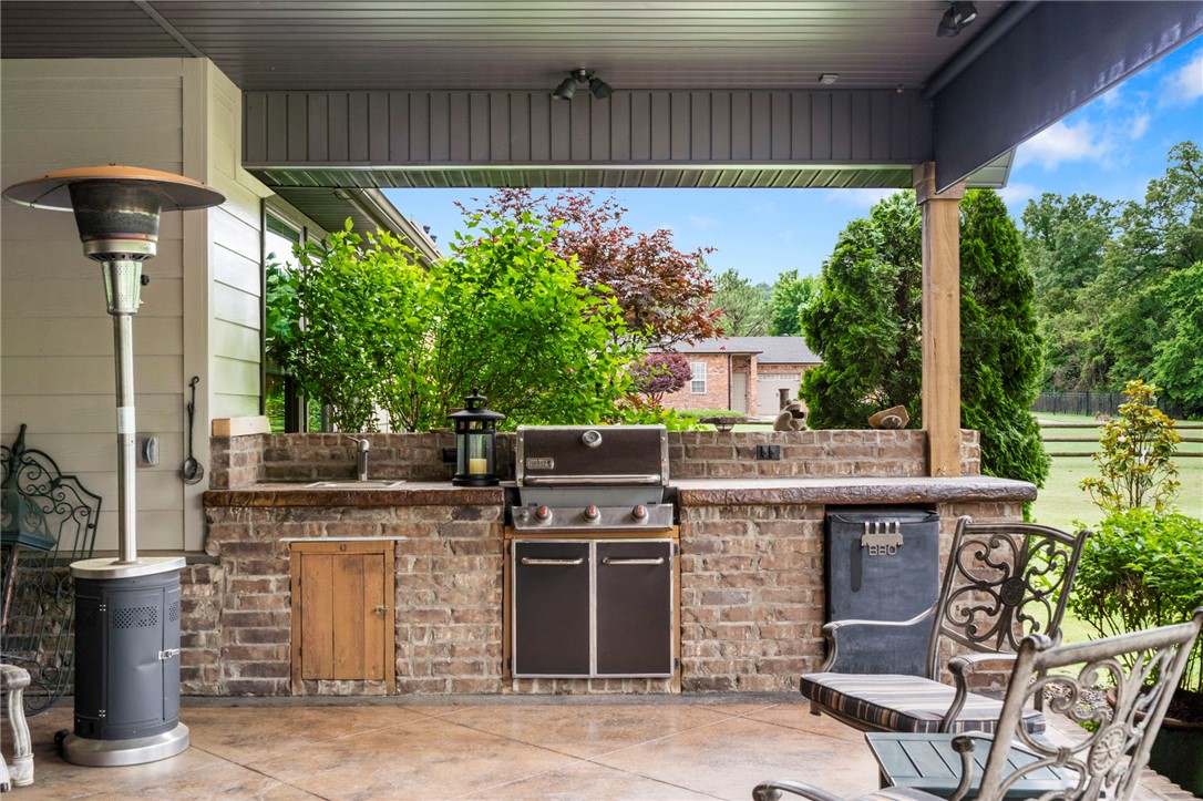 3997 N Bridlewood Drive