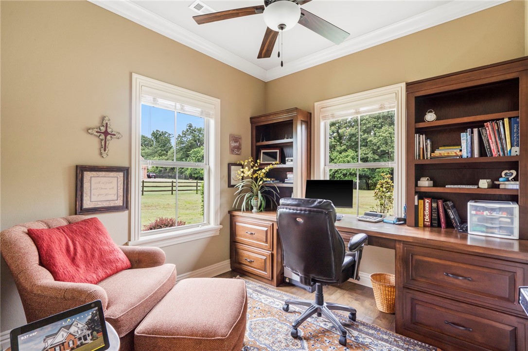 3997 N Bridlewood Drive