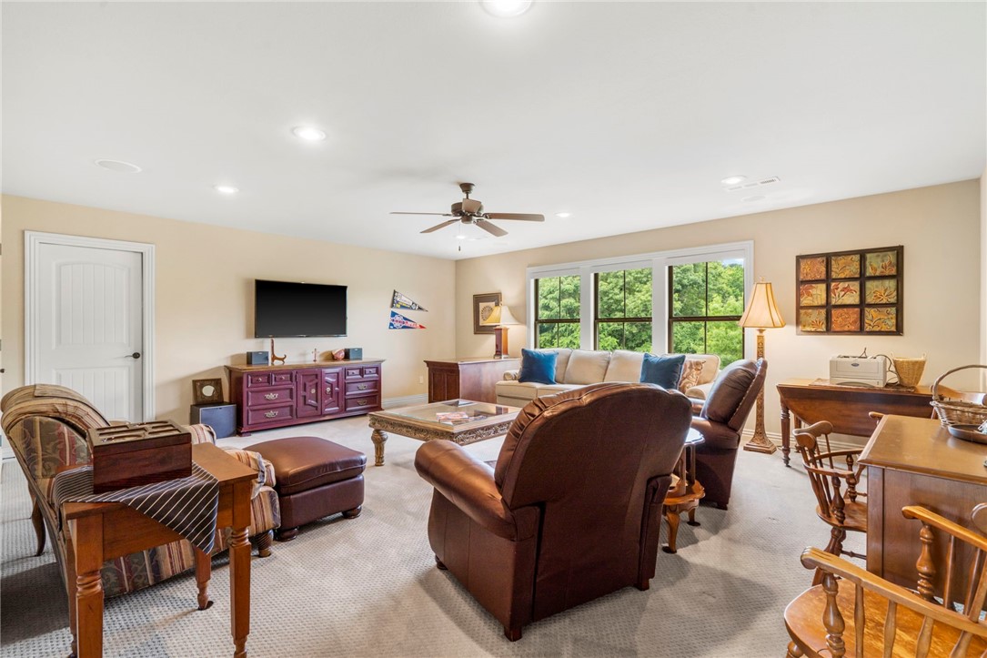 3997 N Bridlewood Drive