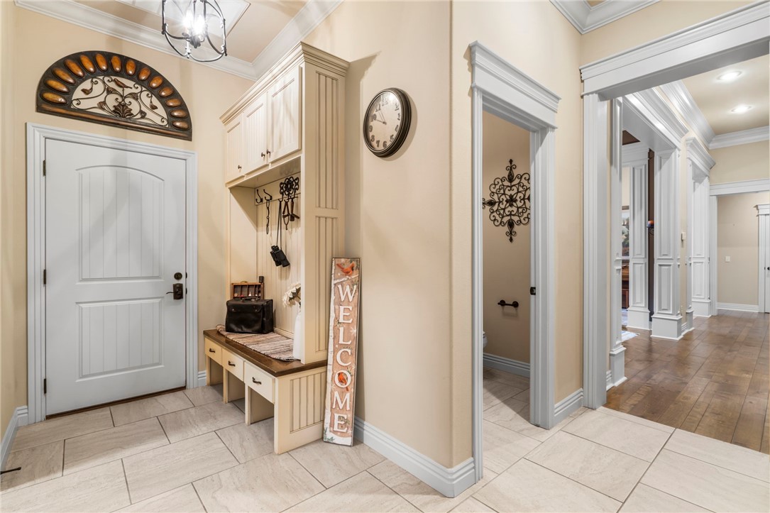 3997 N Bridlewood Drive