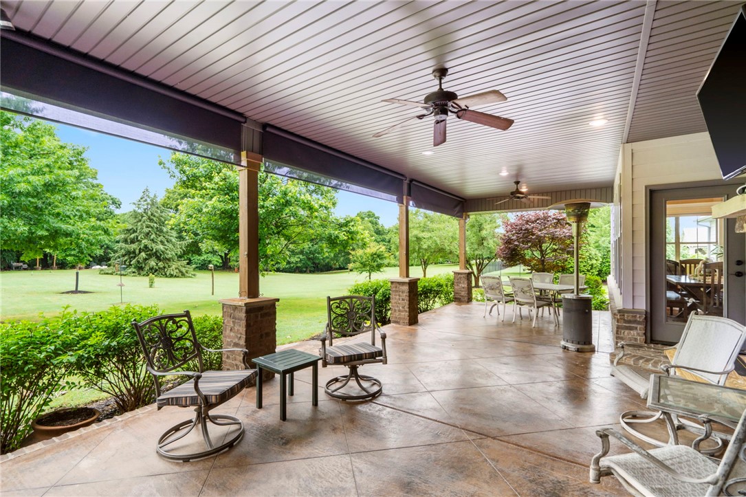 3997 N Bridlewood Drive