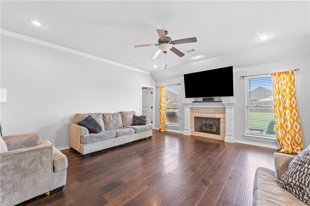 1130 Gardenia Street