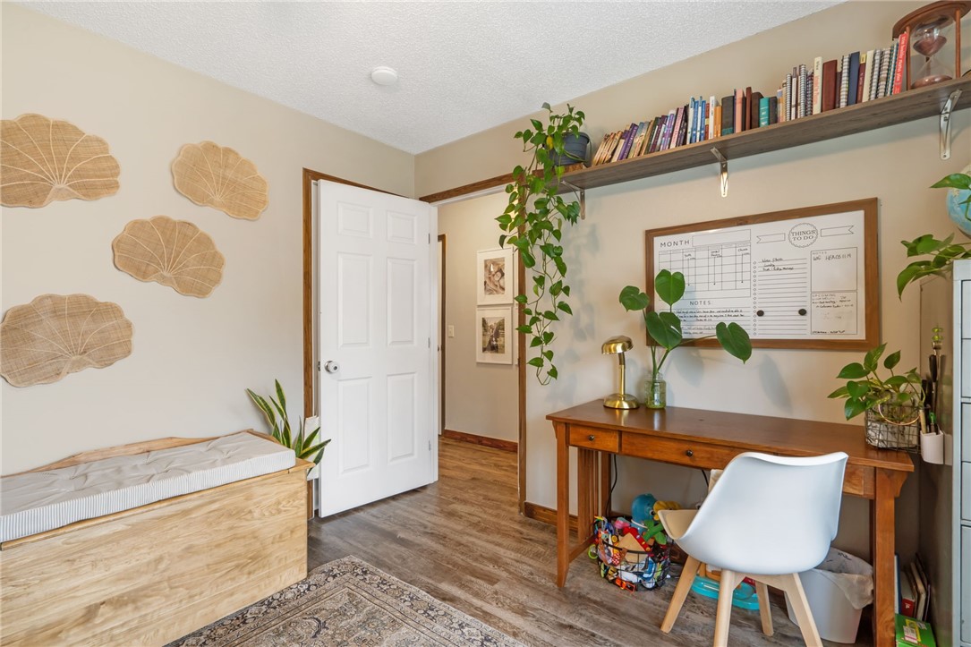 504 Braithwaite Street A & B