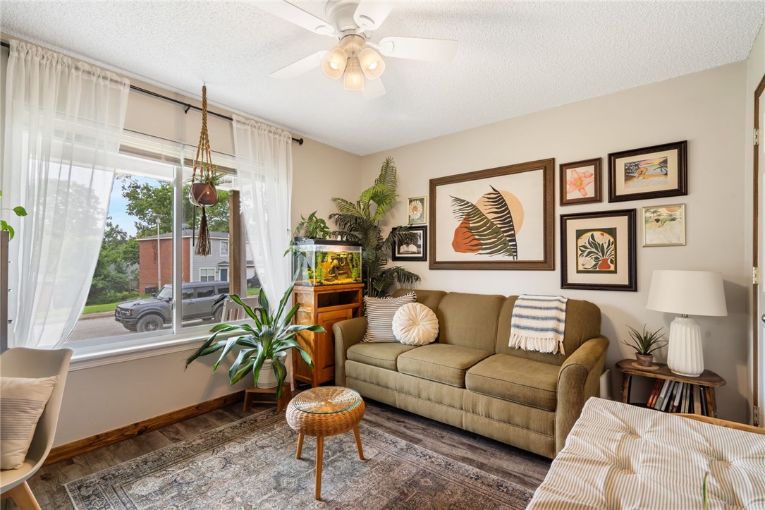 504 Braithwaite Street A & B