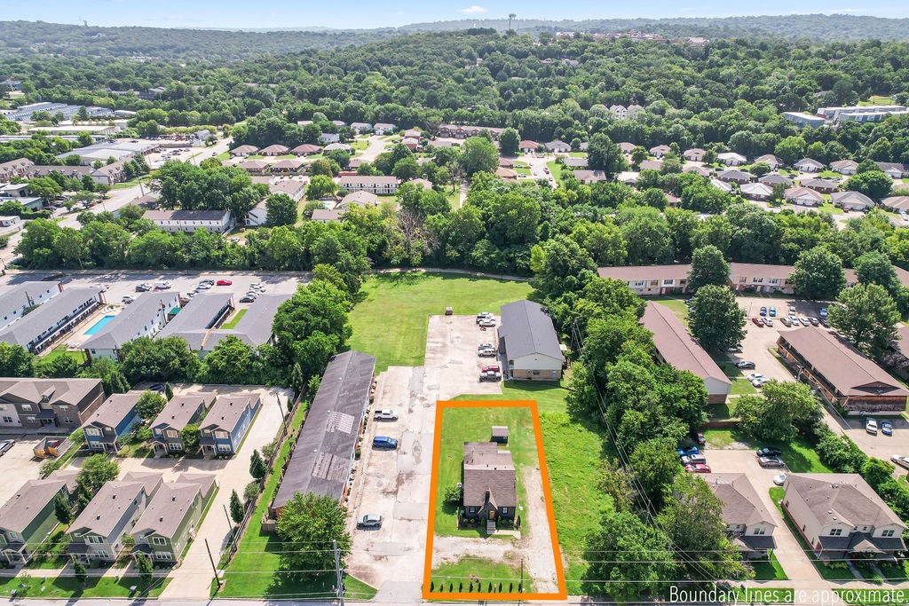 1554 Leverett Avenue