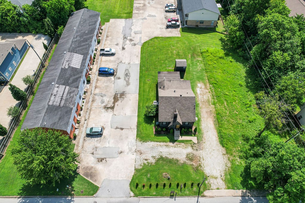 1554 Leverett Avenue