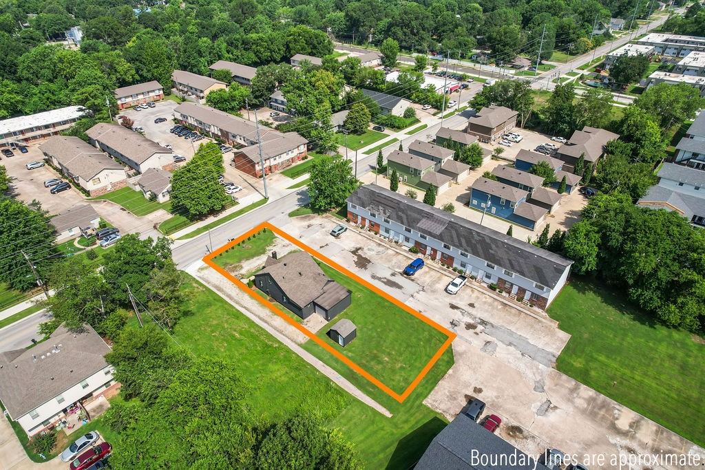 1554 Leverett Avenue