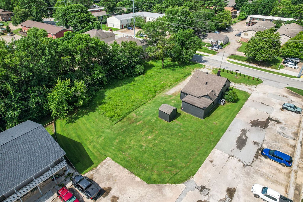 1554 Leverett Avenue