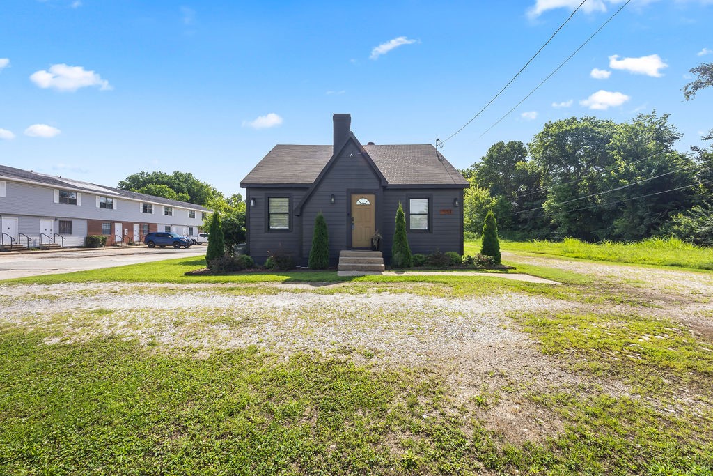 1554 Leverett Avenue