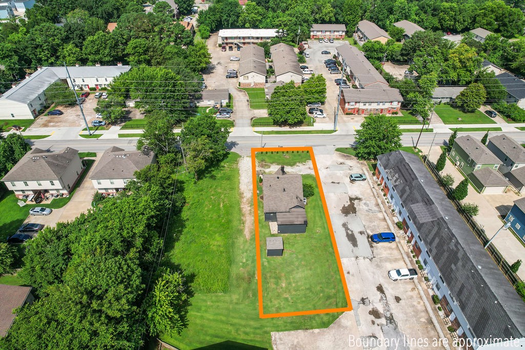 1554 Leverett Avenue