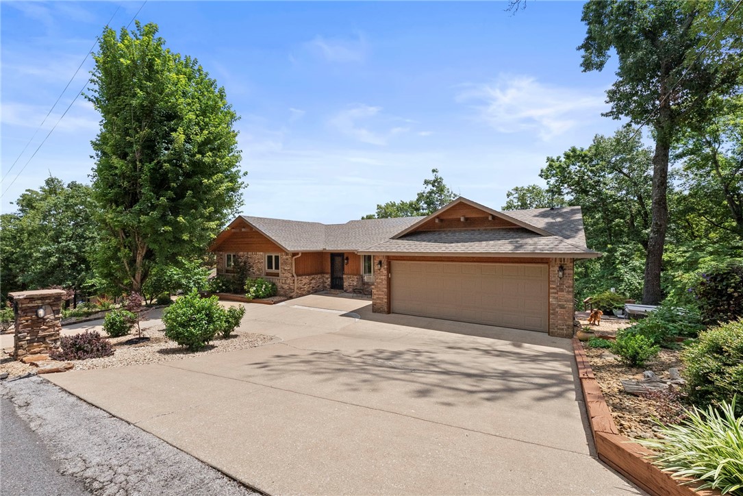 14 Waterside Lane