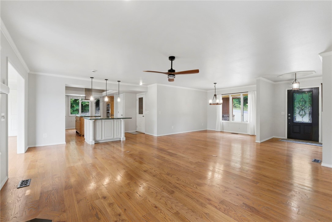 14 Waterside Lane