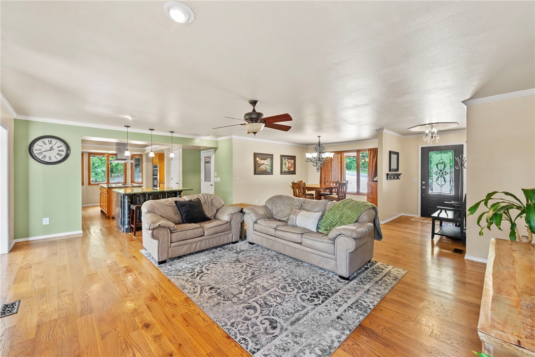 14 Waterside Lane