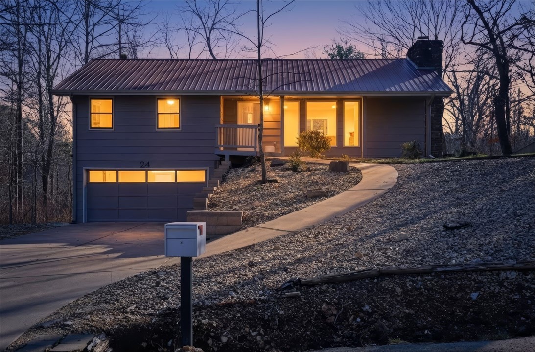 24 Ciemny Lane