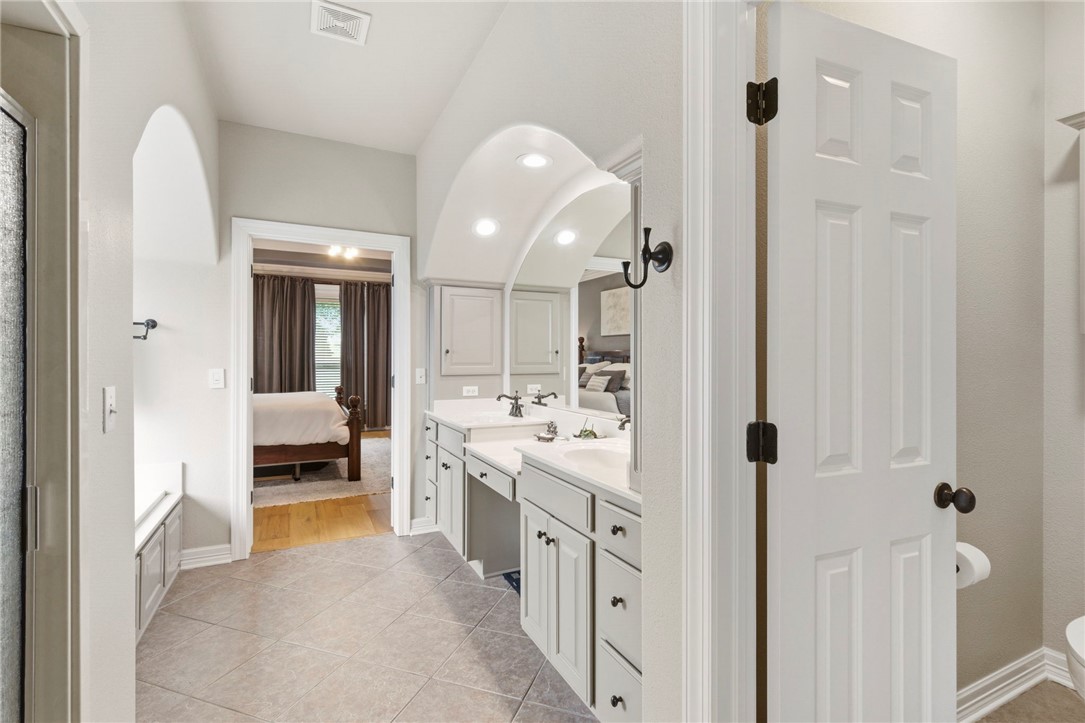 3601 W Legacy Lane
