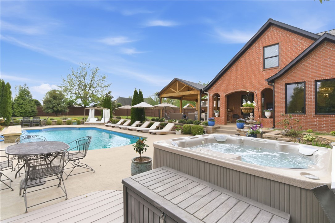 3601 W Legacy Lane