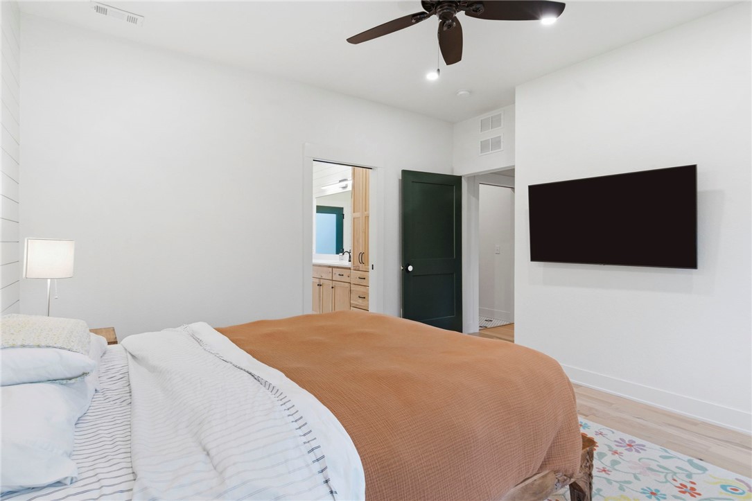 10036 Sun Ridge Circle