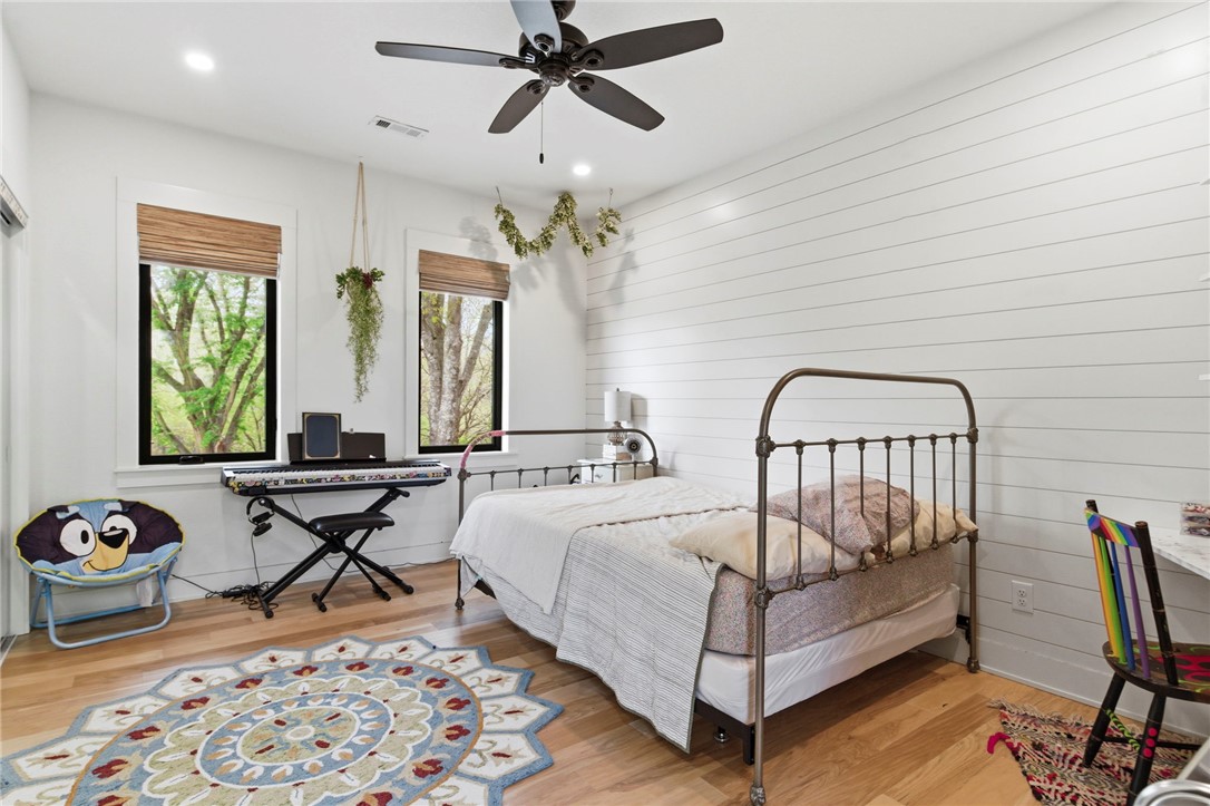 10036 Sun Ridge Circle