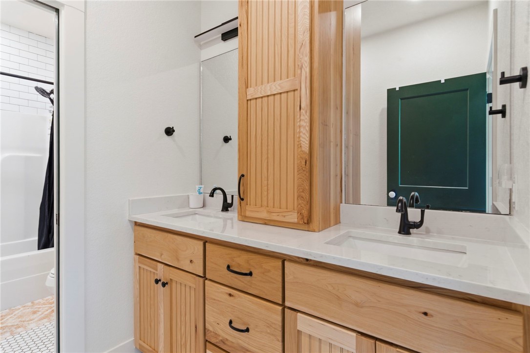 10036 Sun Ridge Circle