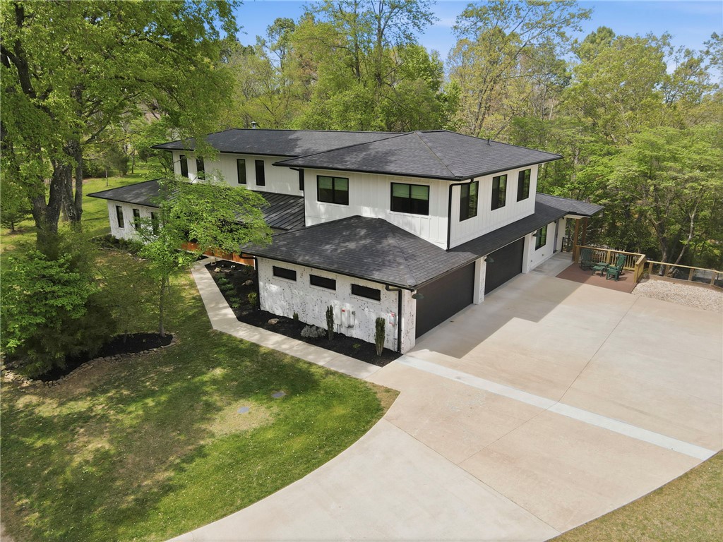 10036 Sun Ridge Circle