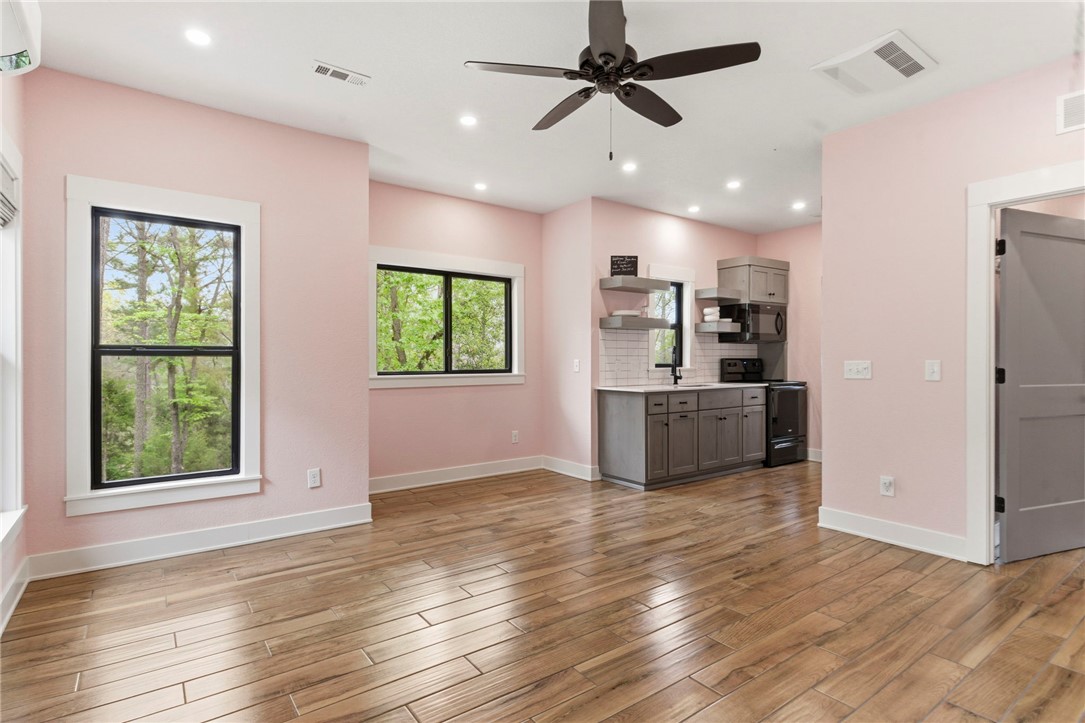 10036 Sun Ridge Circle