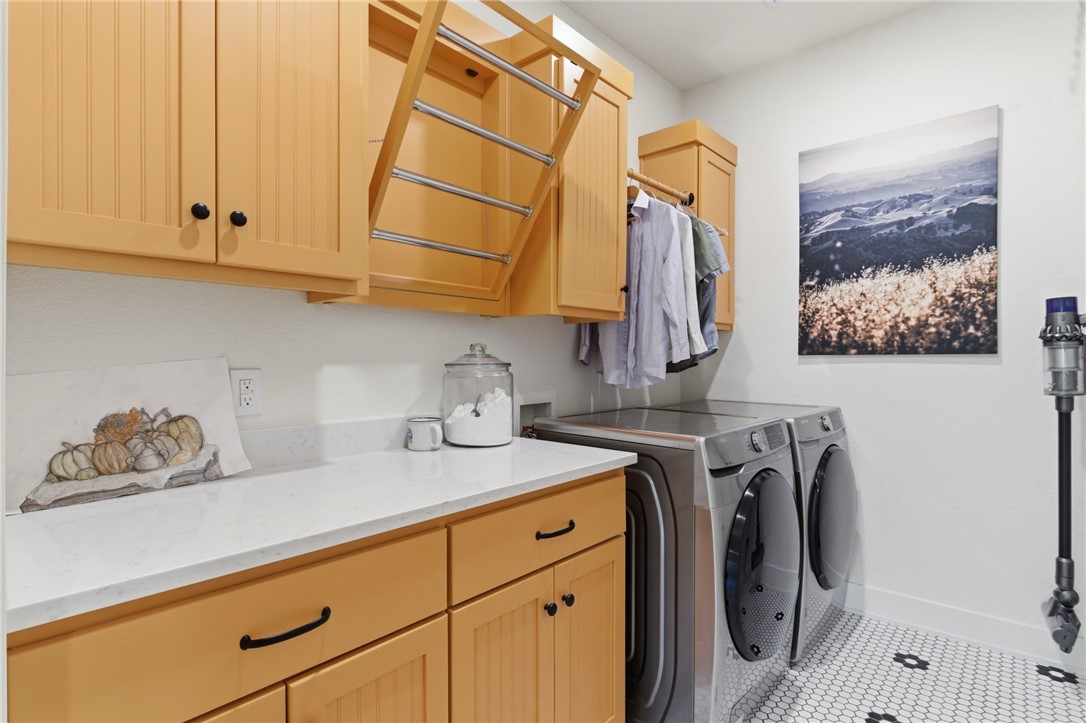 10036 Sun Ridge Circle