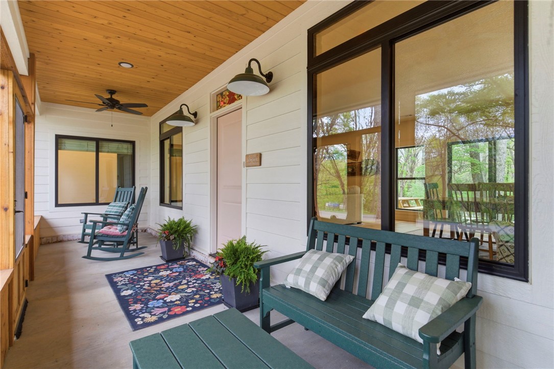 10036 Sun Ridge Circle