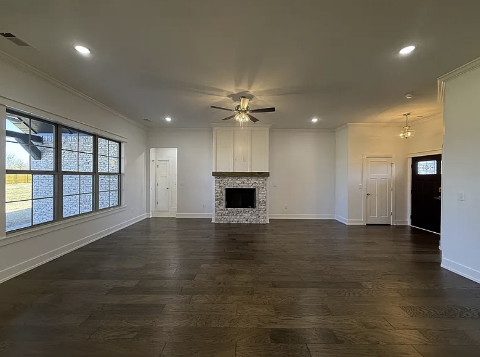 12020 Saddle Hill Lane