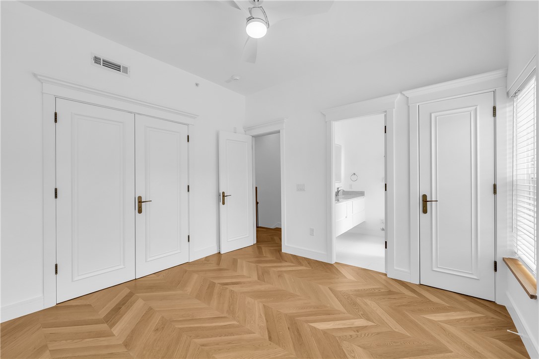 500 SW B Street 3