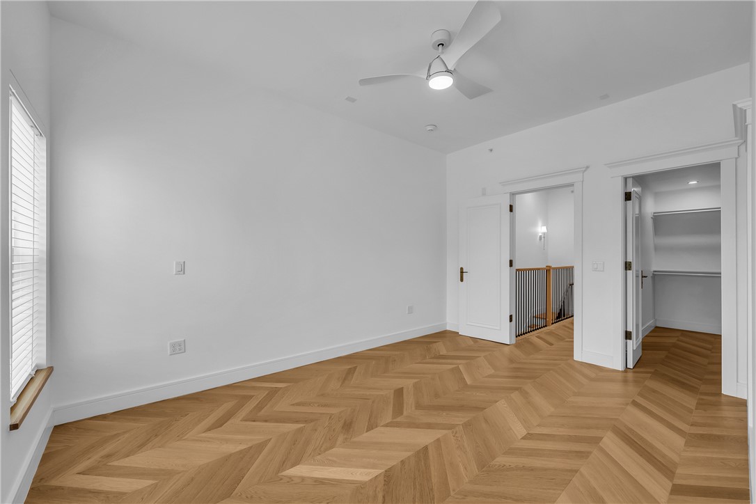 500 SW B Street 3