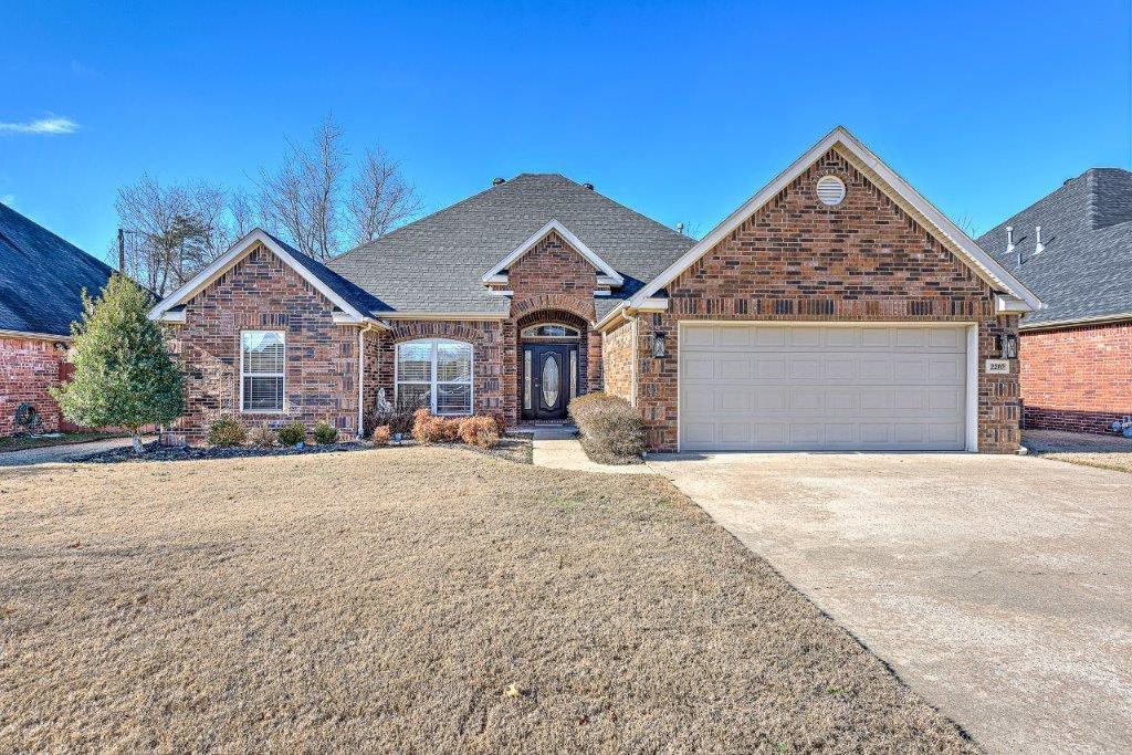 2210 S 18th Place