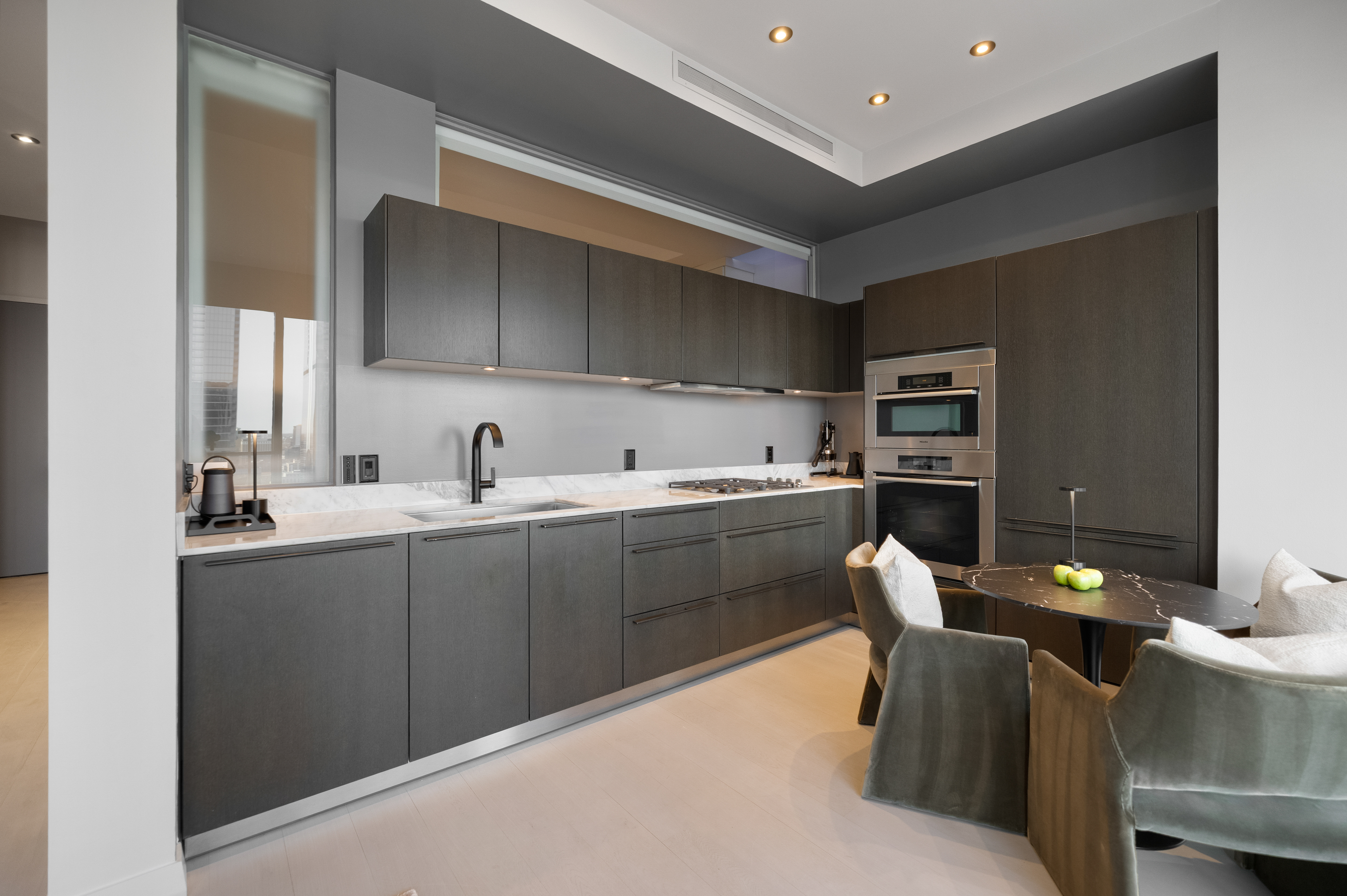 210 Lavaca Street #2809 