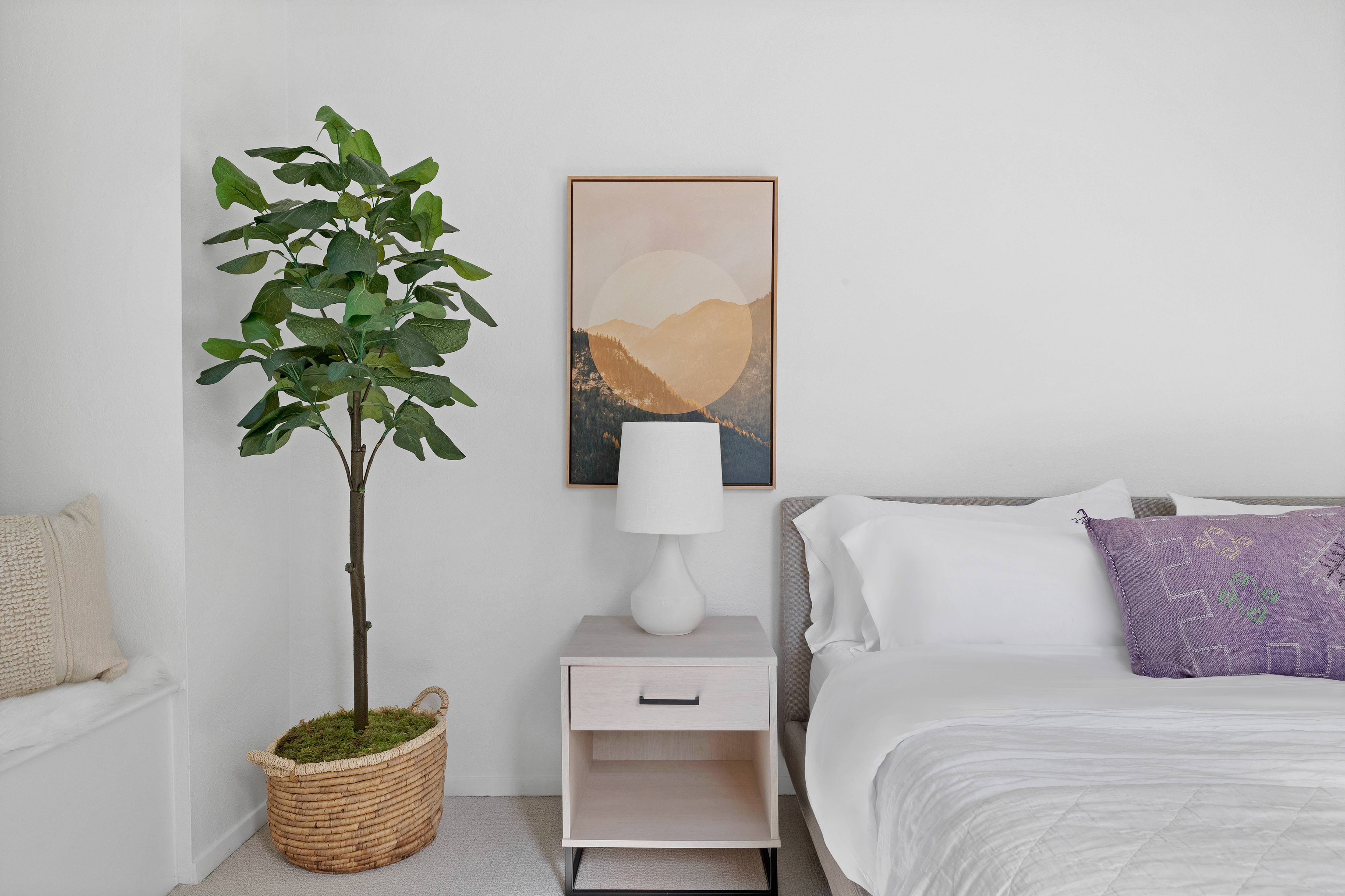 1112 West 10th Street Unit B 