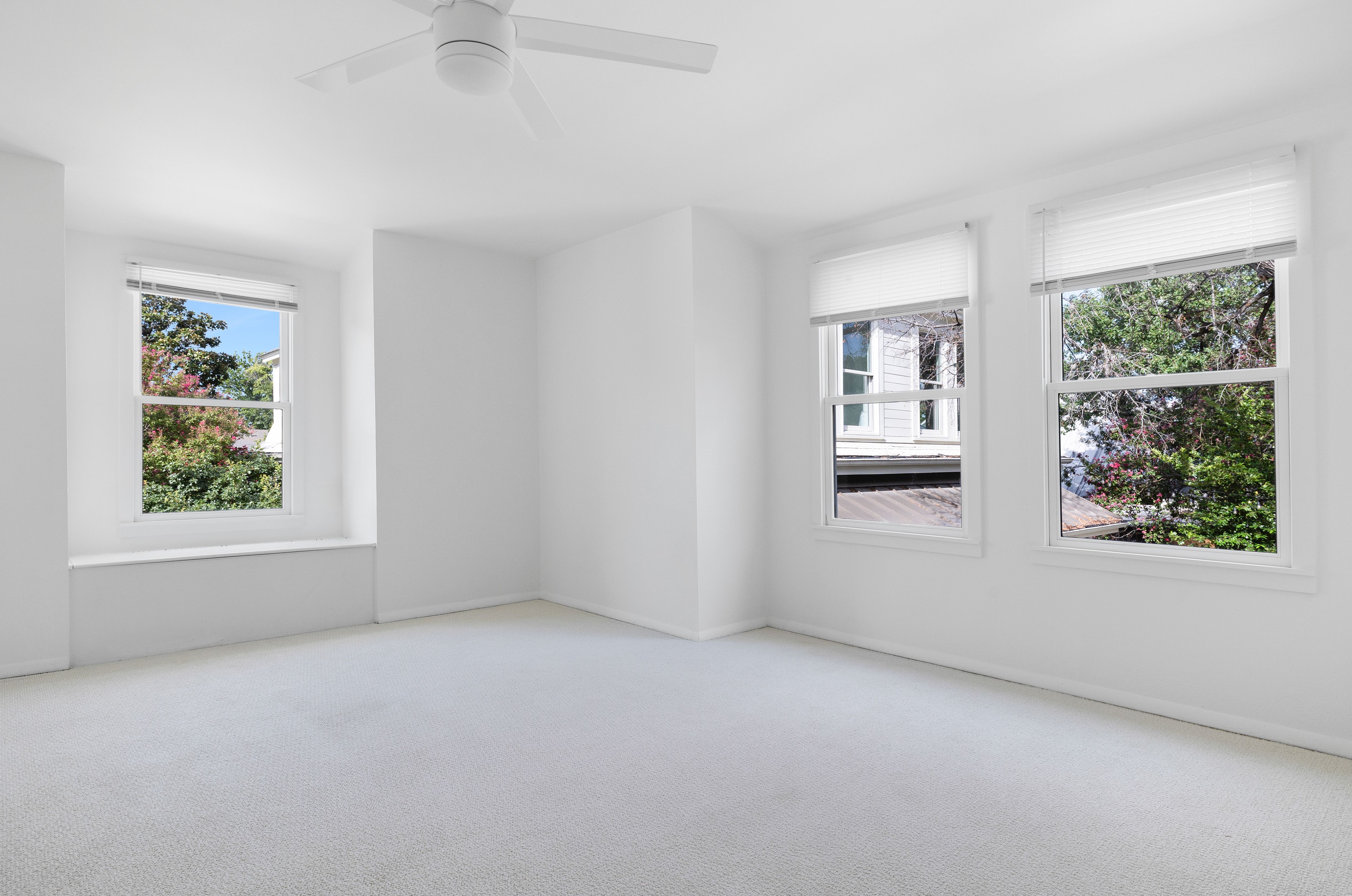 1112 West 10th Street Unit B 