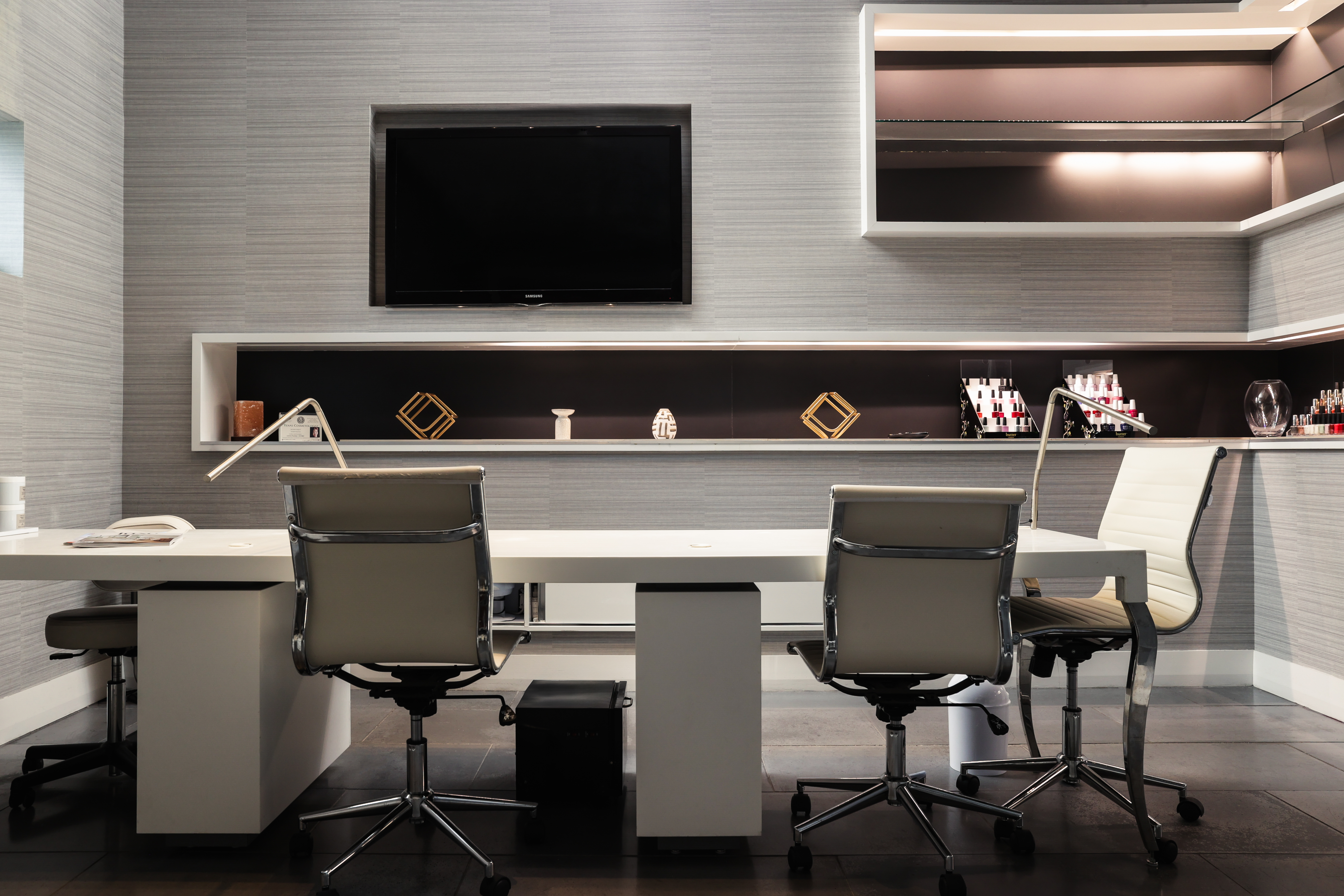 210 Lavaca Street #2809 