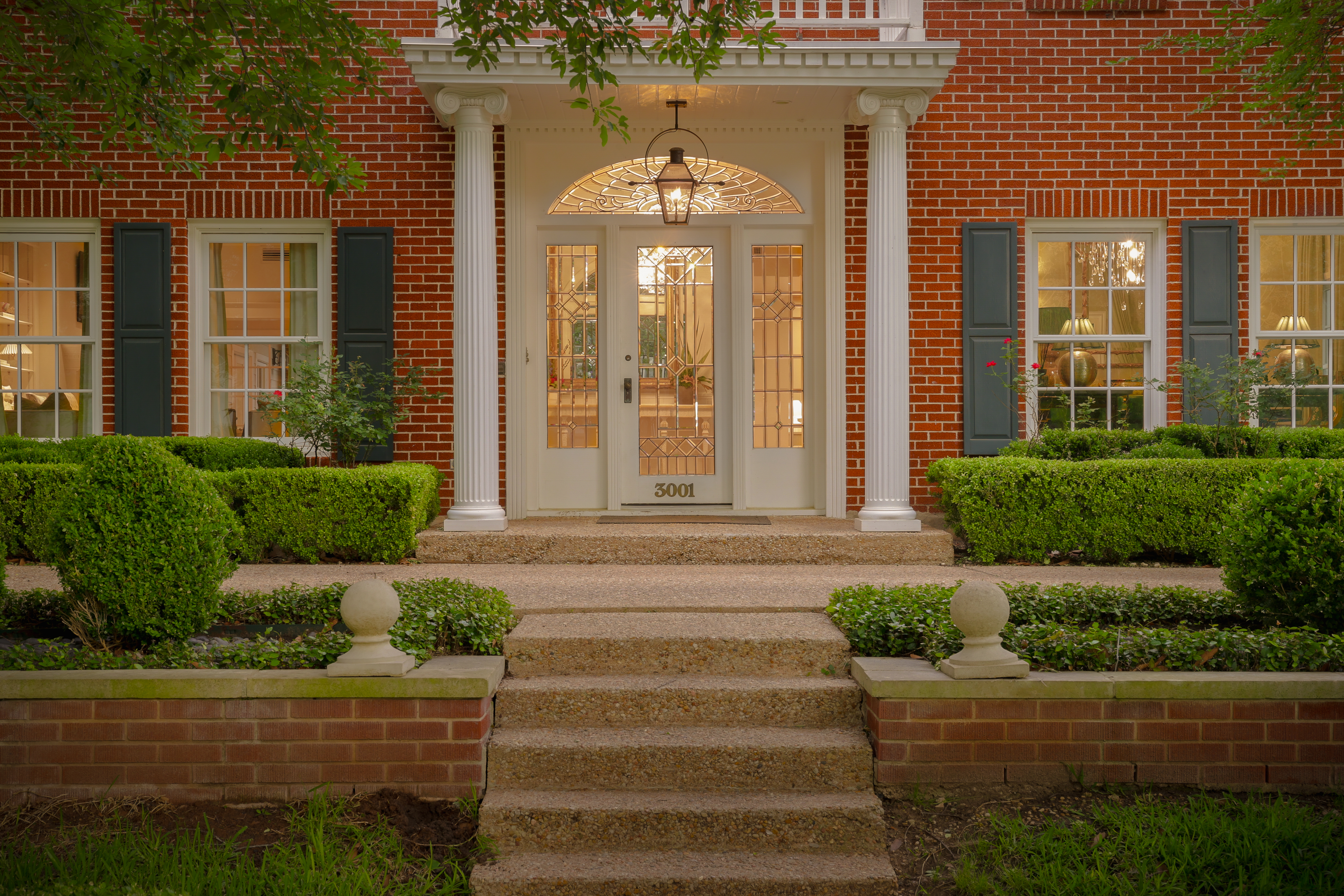 3001 Hillview Road 