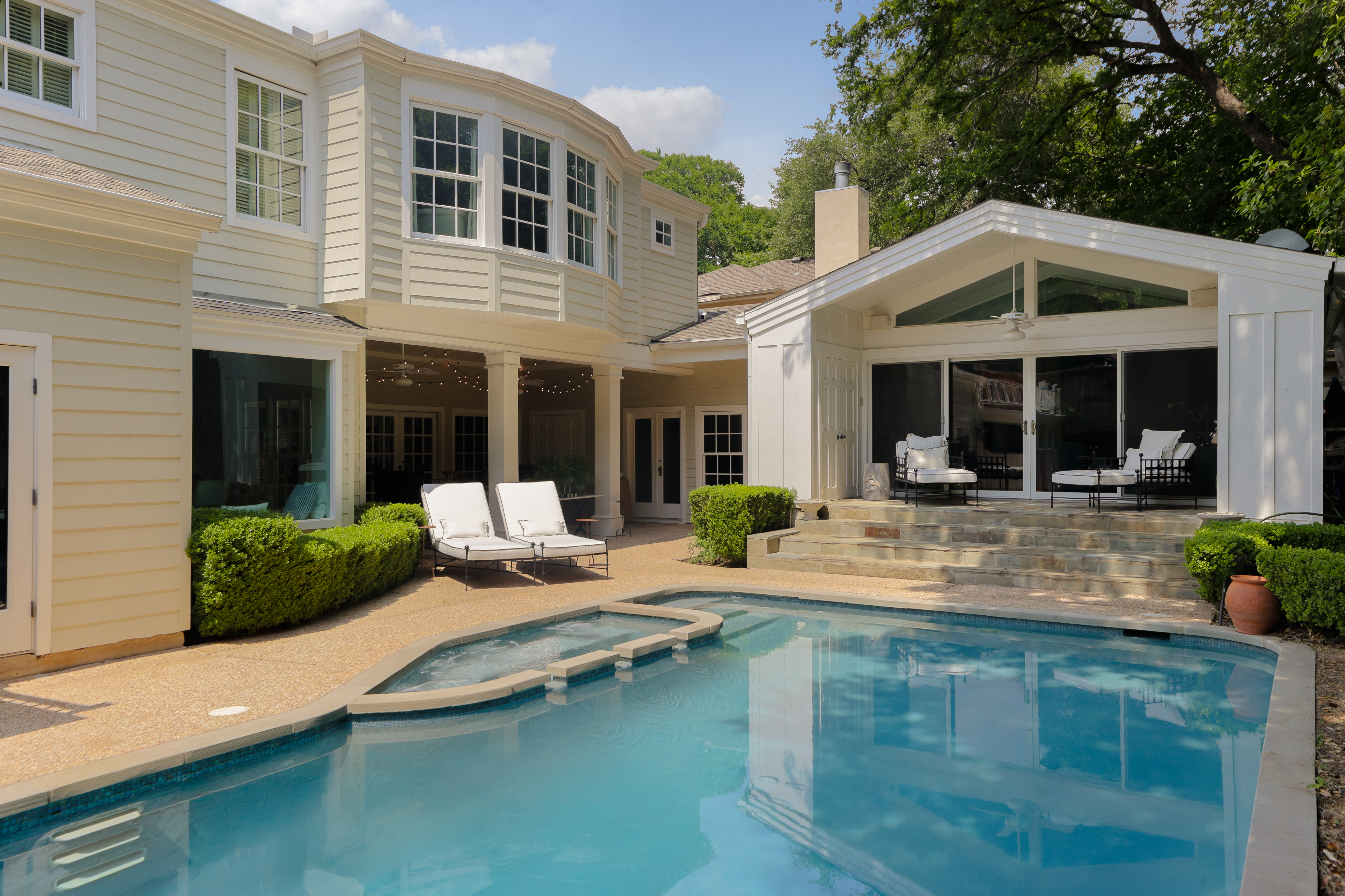 3001 Hillview Road 